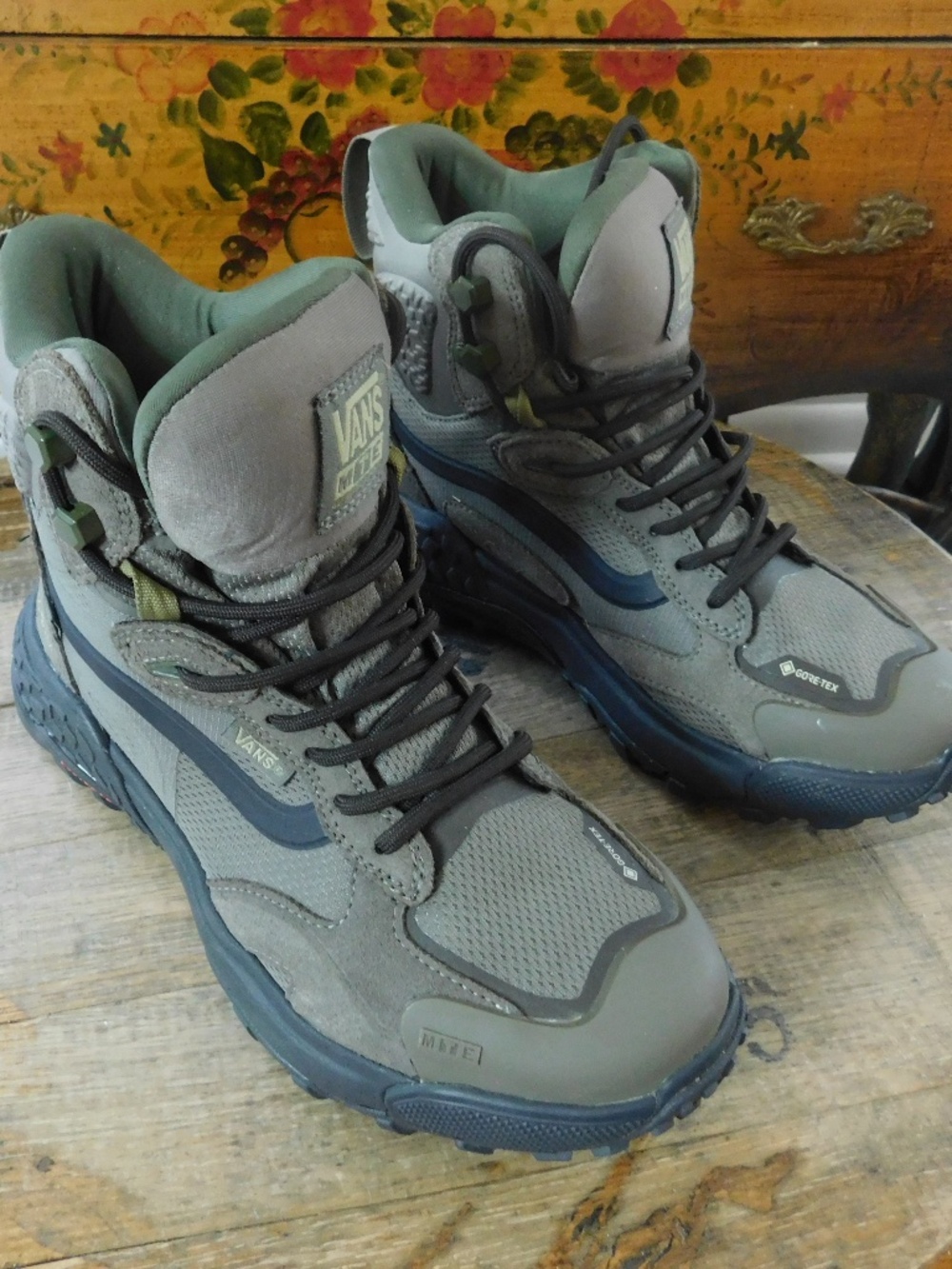 Vans MTE Gore Tex Boots Mens Size 6.5